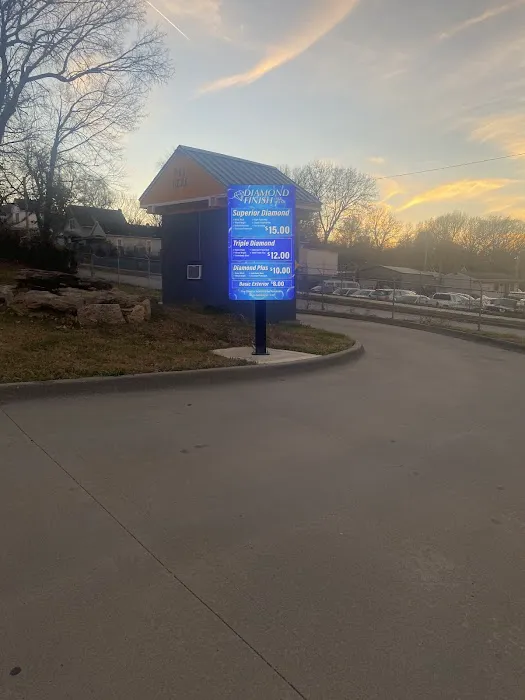 Diamond Finish Express Car Wash Picture 3