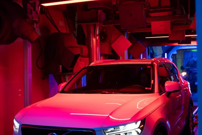 Speeder's Car Wash Picture 4