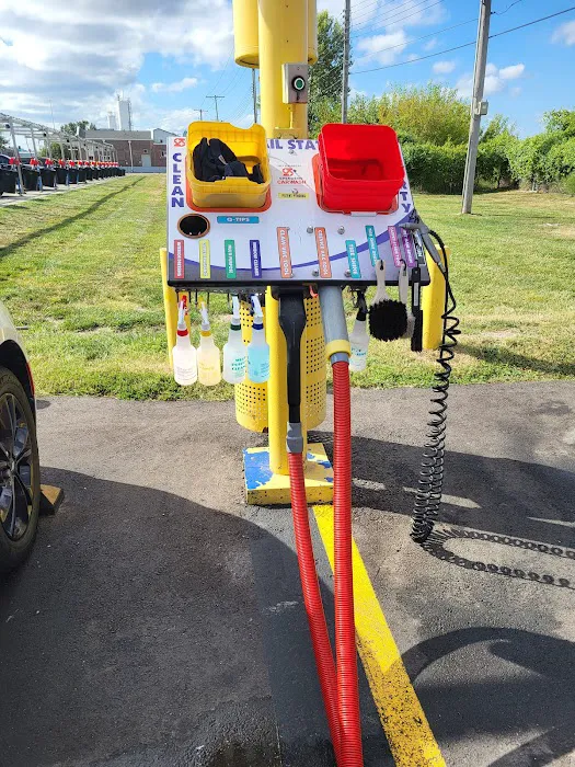 Speeder's Car Wash Picture 5