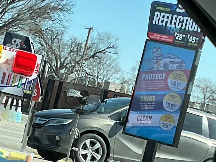 Speeder's Car Wash Picture 7