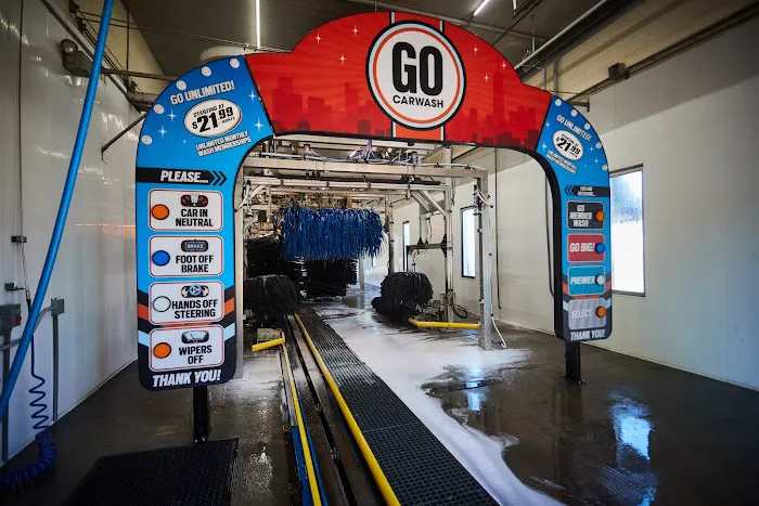 GO Car Wash Picture 4
