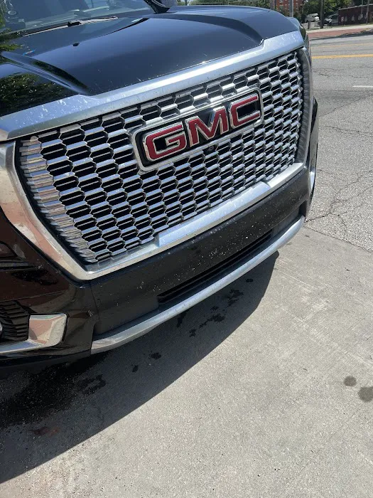 GO Car Wash Picture 6