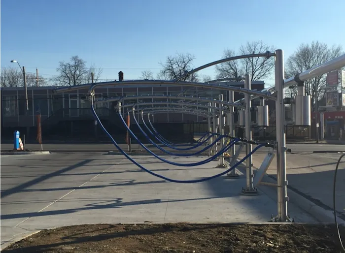 GO Car Wash Picture 10