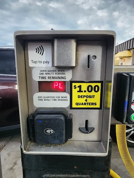 Mission Road Car Wash Picture 6