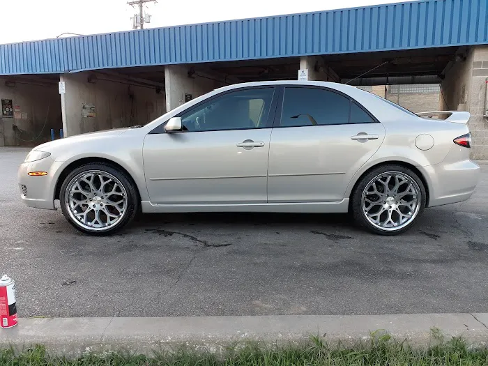 Midtown Car Wash Picture 7