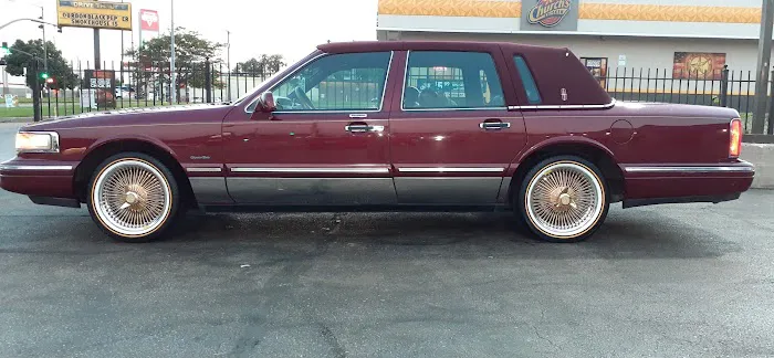 Midtown Car Wash Picture 3