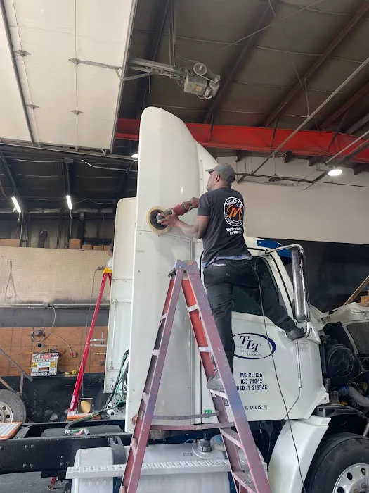 McCoys Truck Detailing Picture 3