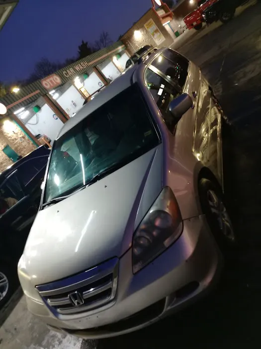 OTTO Car Wash Picture 8