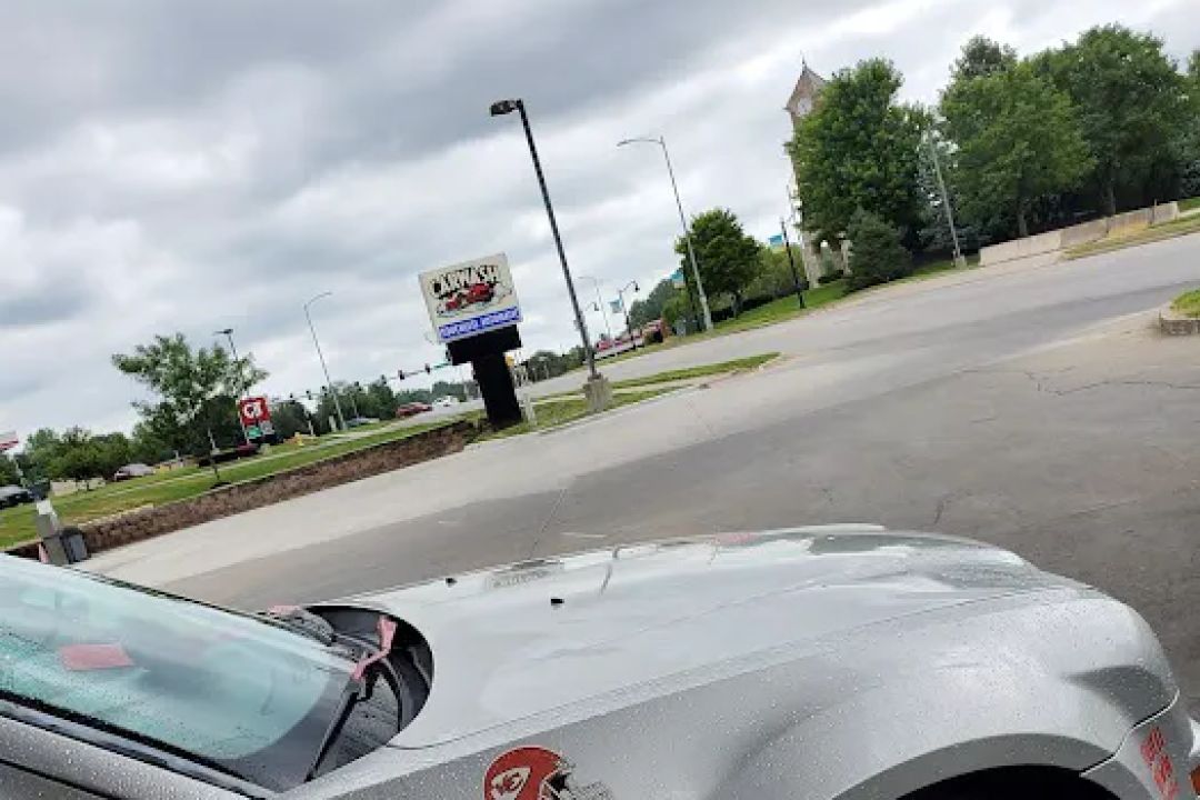 Riverside Car Wash