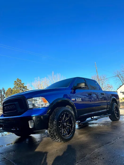 OLIVA’SCARDETAILING LLC. Picture 6