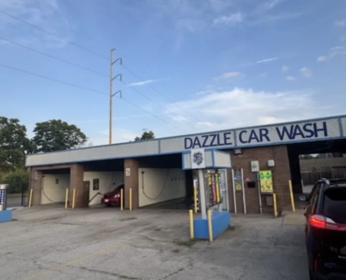 Dazzle Car Wash Picture 2