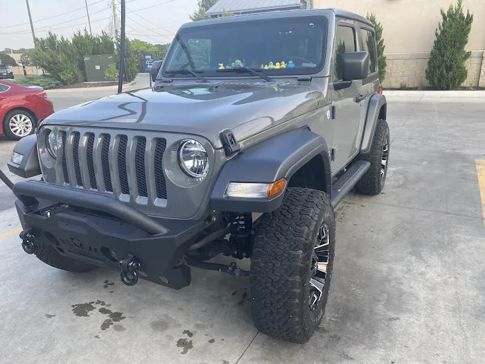 Tidal Wave Auto Spa | Car Wash Picture 6