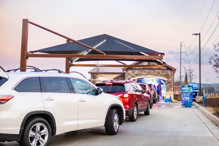 Tidal Wave Auto Spa | Car Wash Picture 10