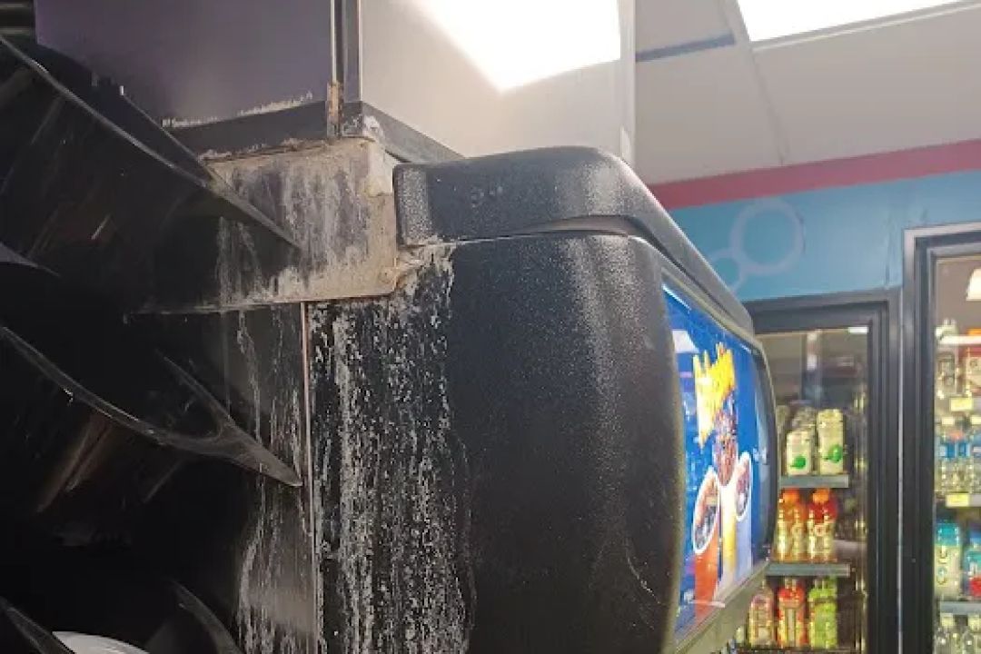 Mini Mart Car Wash