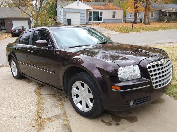 Christine's Sparkling Car Wash Picture 2