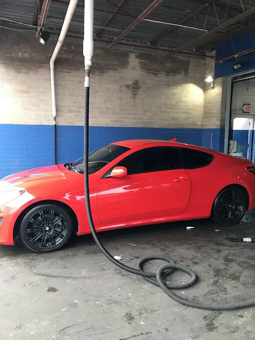 Diamond Finish Car Wash & Detail Center Picture 6