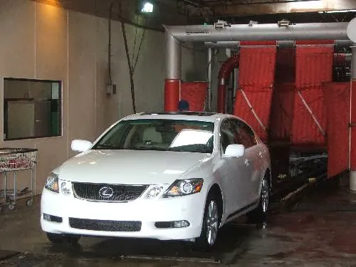 Diamond Finish Car Wash & Detail Center Picture 7