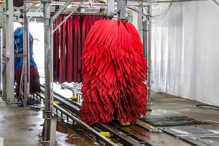 Diamond Finish Car Wash & Detail Center Picture 8