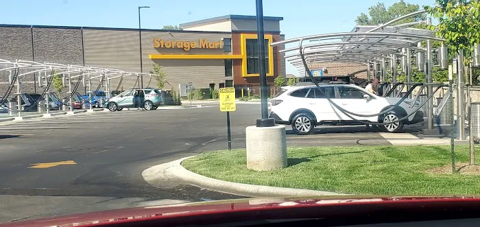 Charlie's Car Wash Picture 2