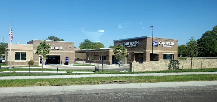 Charlie's Car Wash Picture 1