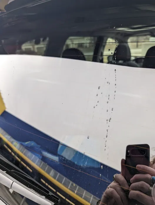 Charlie's Car Wash Picture 8