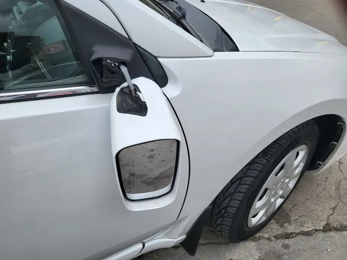 Swift Shine Car Wash Picture 1