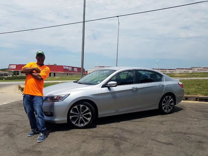 Swift Shine Car Wash Picture 5