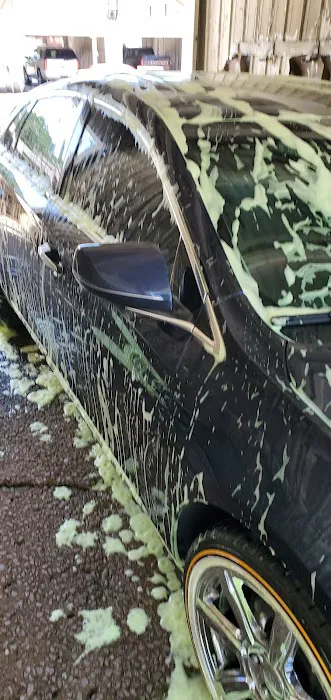 Raytown Car Wash & Polishing Picture 2