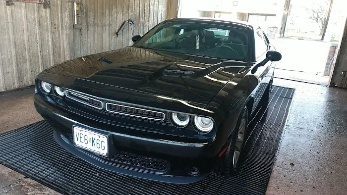 Raytown Car Wash & Polishing Picture 10