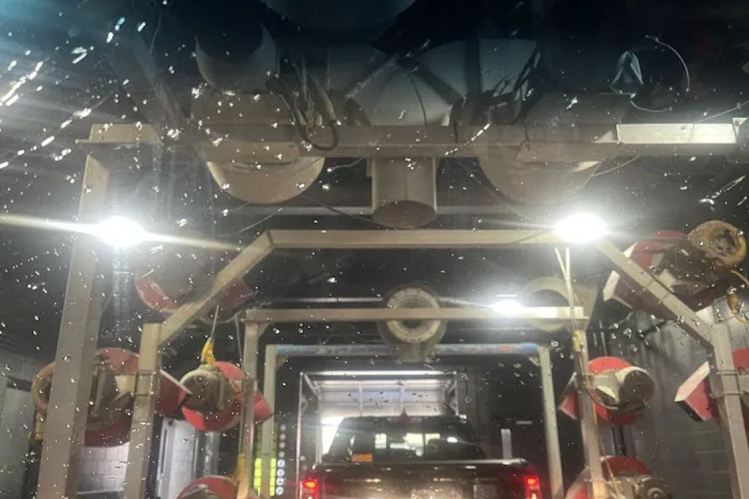 The Better Wash - Gladstone Express Tunnel Car Wash