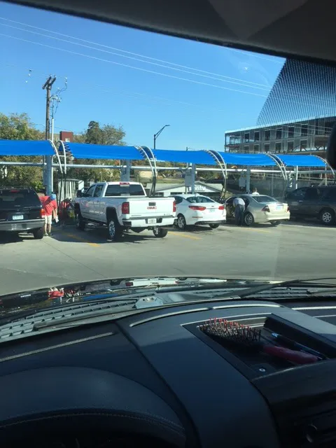 The Better Wash - Gladstone Express Tunnel Car Wash Picture 10