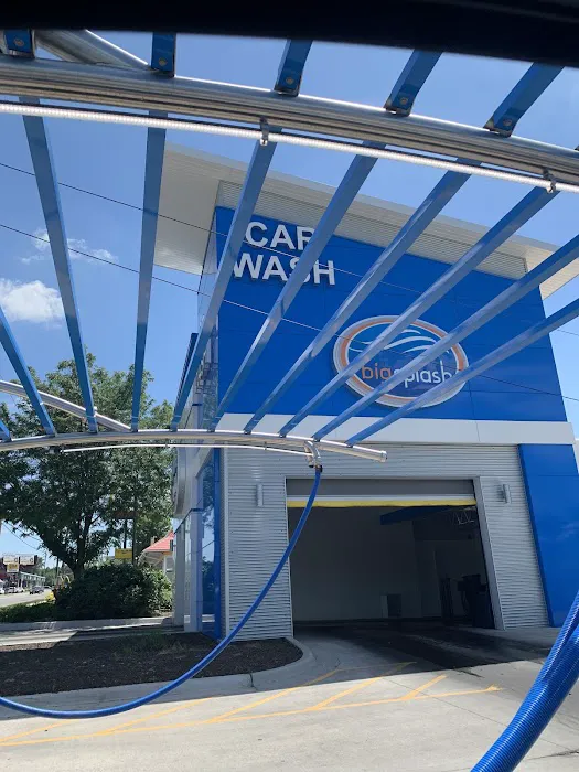 GO Car Wash Picture 9