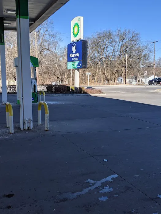 Waterway Carwash Picture 8