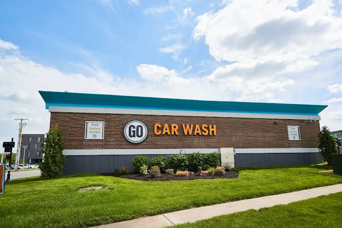 GO Car Wash Picture 2