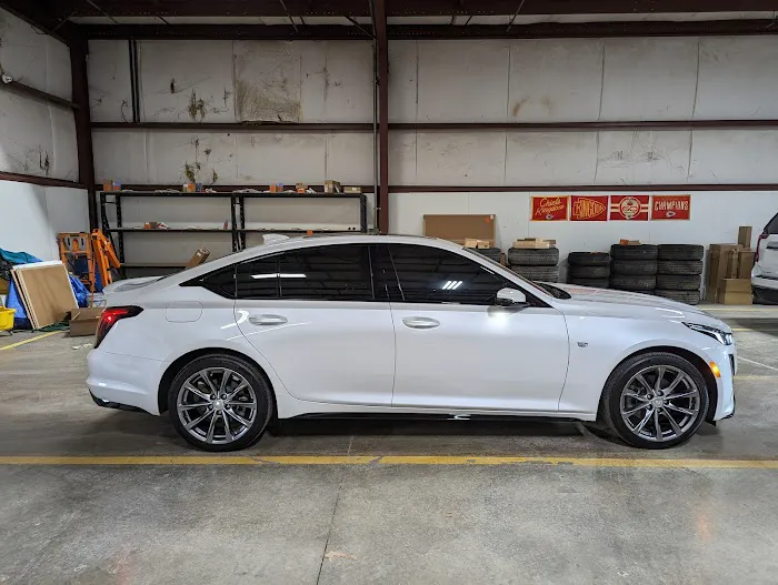 Premier Carwash Picture 3