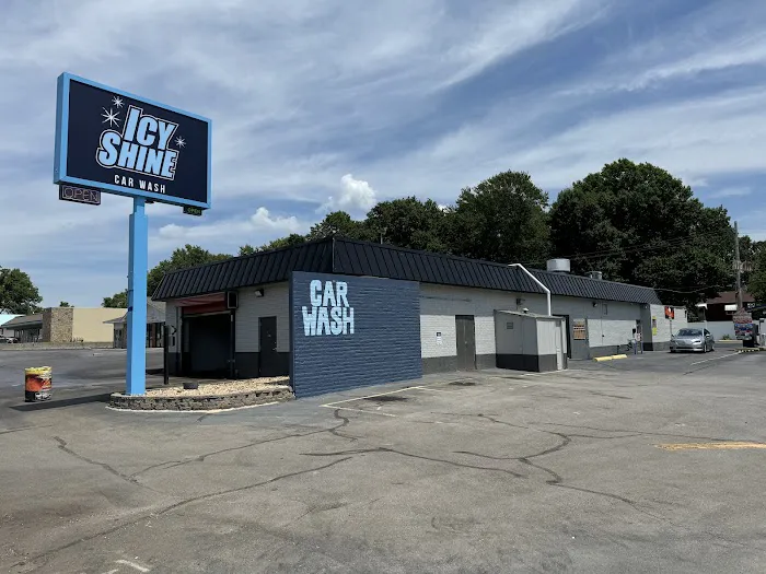 Icy Shine Car Wash Picture 1