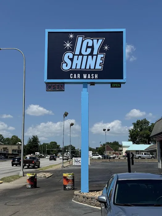 Icy Shine Car Wash Picture 4
