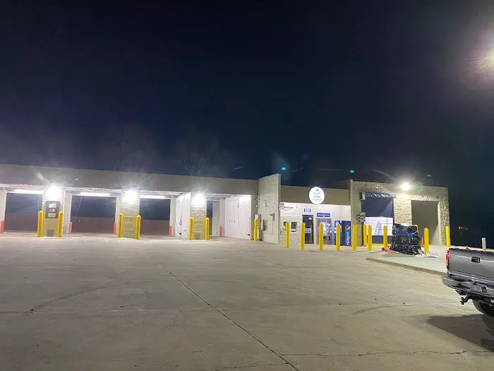 Swift Shine Car Wash Picture 8