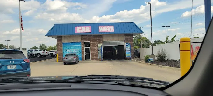 Ultra Clean Car Wash Independence Picture 6