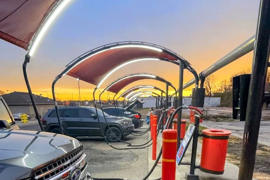 Glass House Car Wash