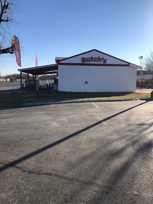 Butch's Car Wash Picture 2