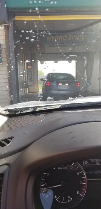 Classic Car Wash Picture 7