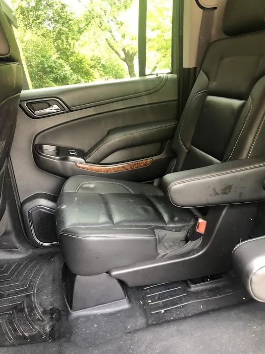 GO Car Wash Picture 7