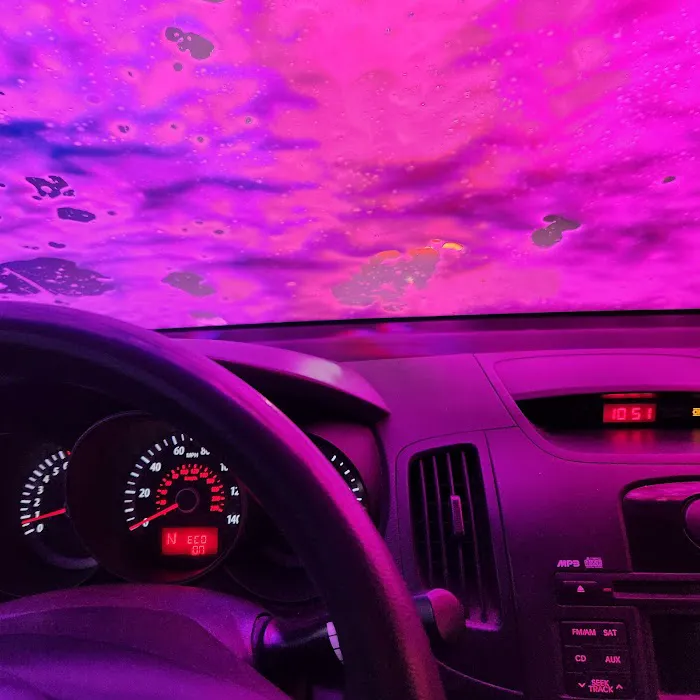 GO Car Wash Picture 4