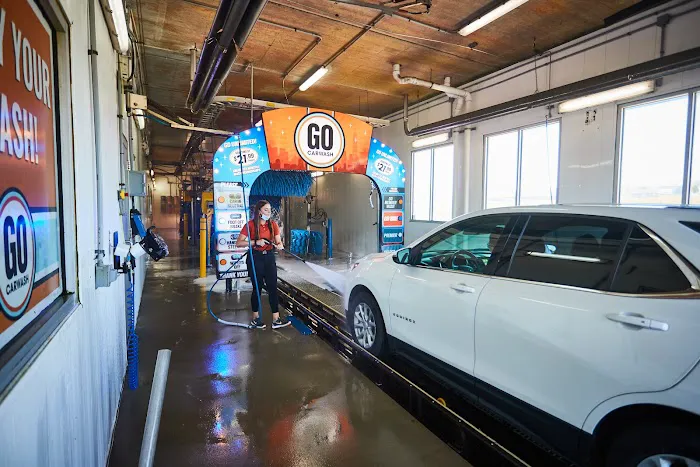 GO Car Wash Picture 5