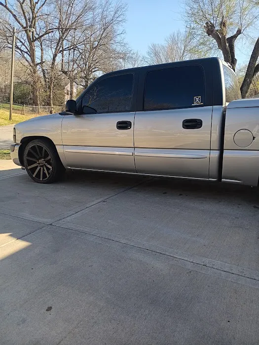 Xcel Car Wash Picture 4