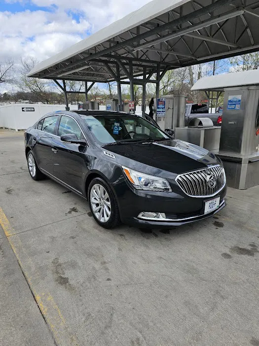 Ultra Clean Car Wash Kansas City Picture 2