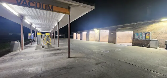 Shawnee Car Wash LLC Picture 4