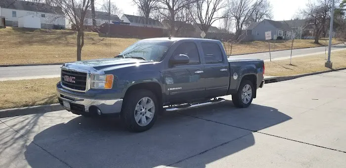 Shawnee Car Wash LLC Picture 1