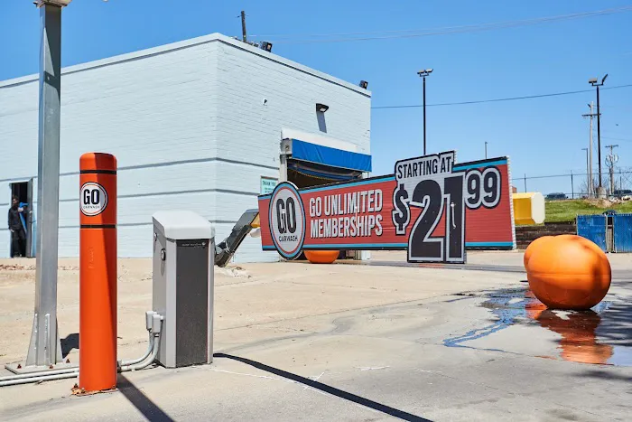 GO Car Wash Picture 8
